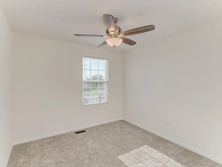 15303 S Sawgrass Cir — Photo 30