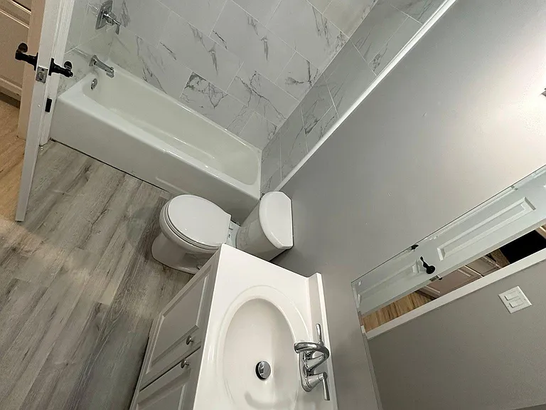 6121 N Wagon Trail Rd #2 — Photo 8
