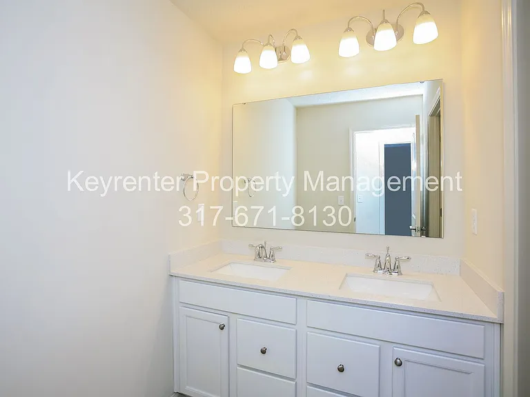 9738 Behner Dr — Photo 24