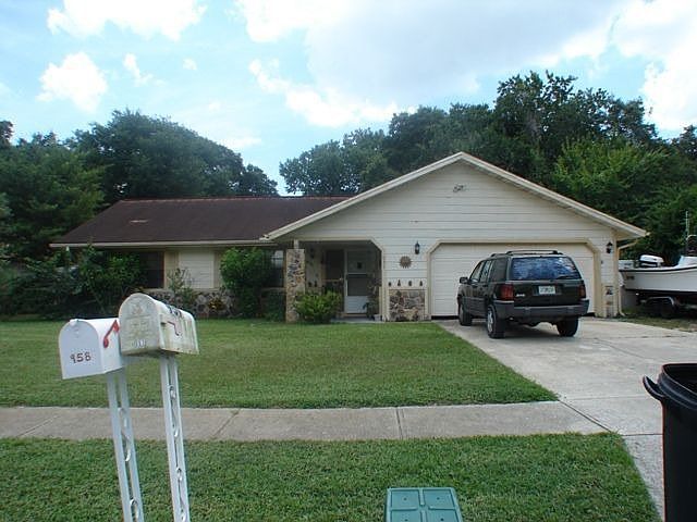 1st image of 957 Sand Crest Dr