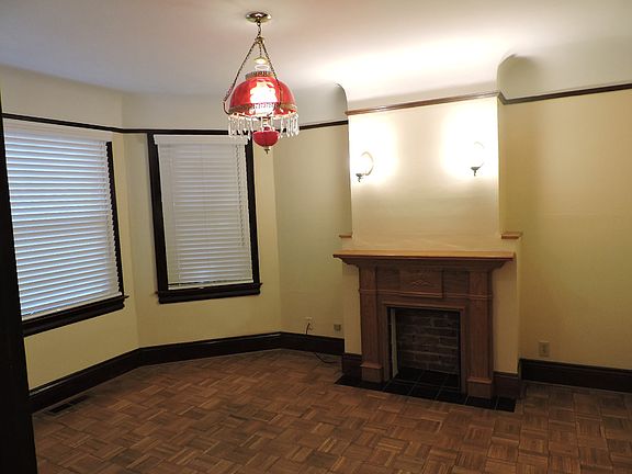 3rd image of 1622 1/2 17th St