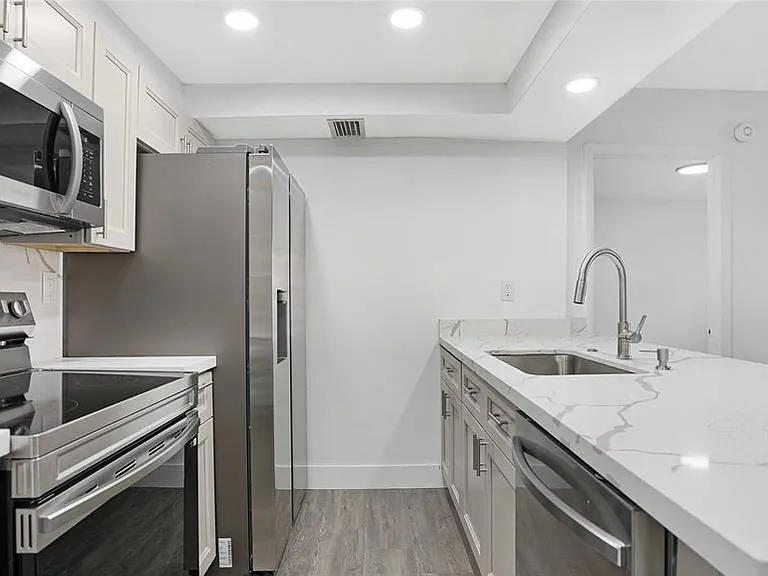 9466 Boca Cove Cir #303 — Photo 61