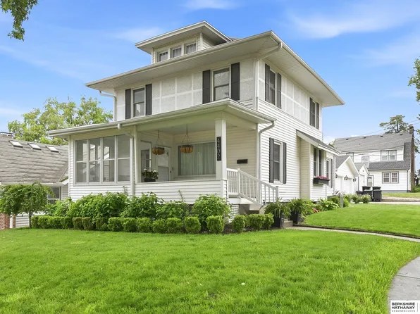 4402 Barker Ave, Omaha, NE 68105