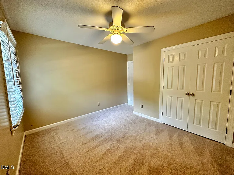 1012 Sturbridge Dr — Photo 20