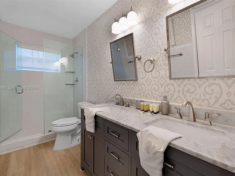 7711 Coquina Dr — Photo 29