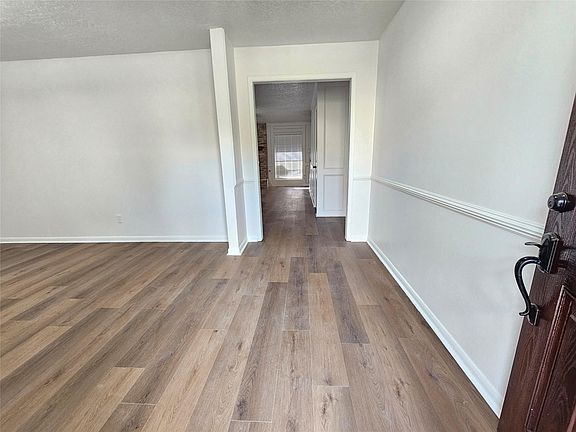 4th image of 4707 Bradstone Dr