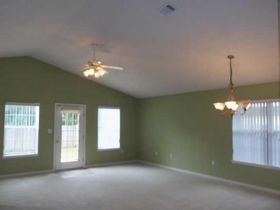5th image of 1638 Florence Ave