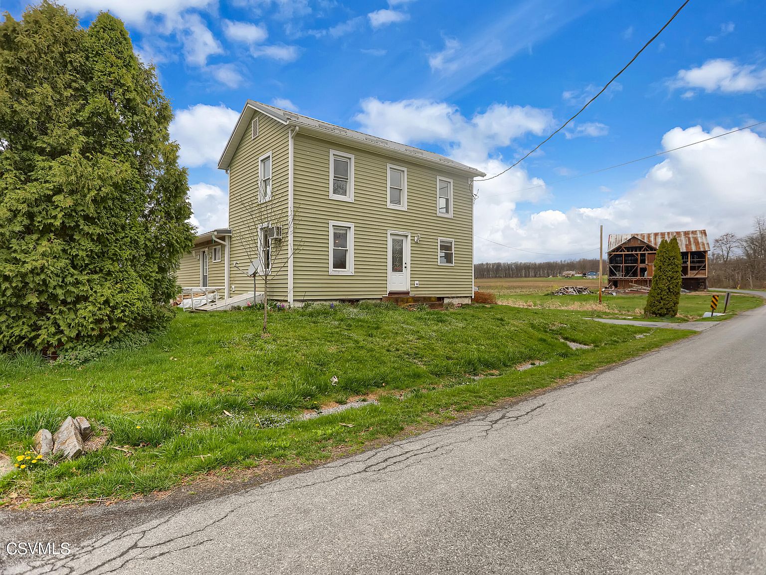 143 Shin St, Milton, PA 17847 Zillow
