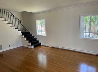 162 S Spalding Dr, Beverly Hills, CA 90212
