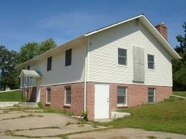 307 Main St, Ogdensburg, WI 54962