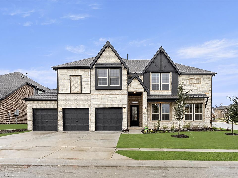 1st image of 215 Comet Dr