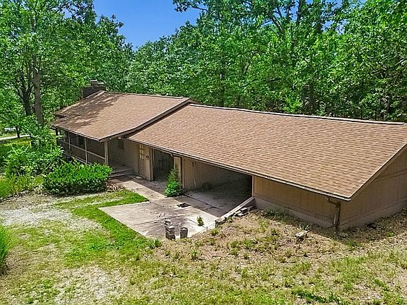 4th image of 203 Blue Meadows Drive