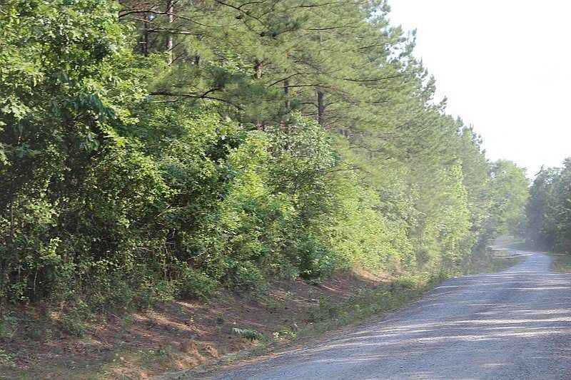 2nd image of Cb Byrd Rd