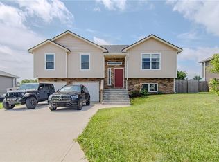 1601 W 6th Street Ter, Knob Noster, MO 65336