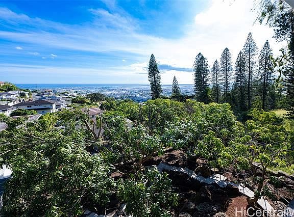 2nd image of 1332A Mamalu St