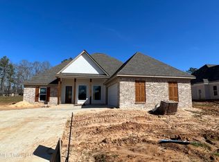 173 Cornerstone Dr, Brandon, MS 39042