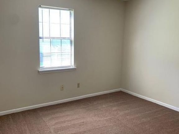 5th image of 1603C Victory St #0