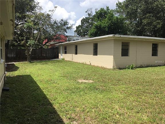 4th image of 4008 E Miller Ave
