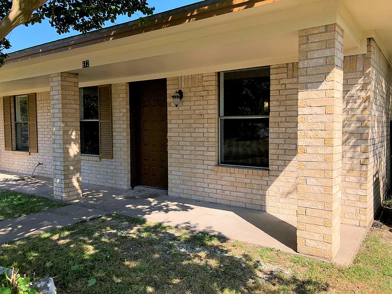 612 San Benito Ct — Photo 9