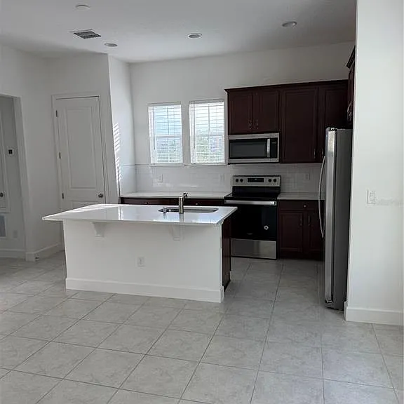 13719 Lippman Aly — Photo 8