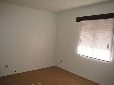 5th image of 3318 E Water St #8