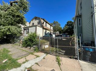 94 N 7th St, Paterson, NJ 07522