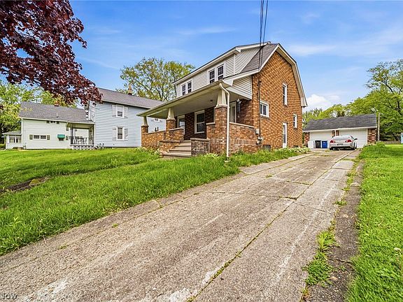 4th image of 1728 Harbor Ave