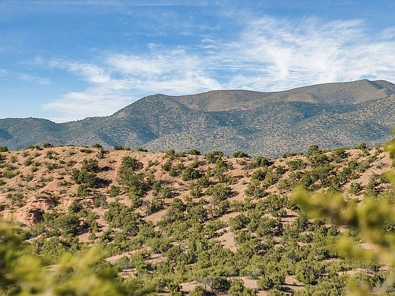 3rd image of 31 Sangre De Cristo Dr