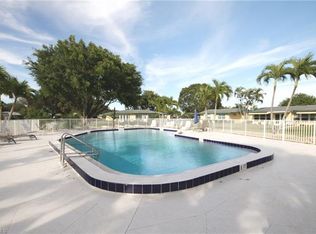 1422 Tredegar Dr, Fort Myers, FL 33919