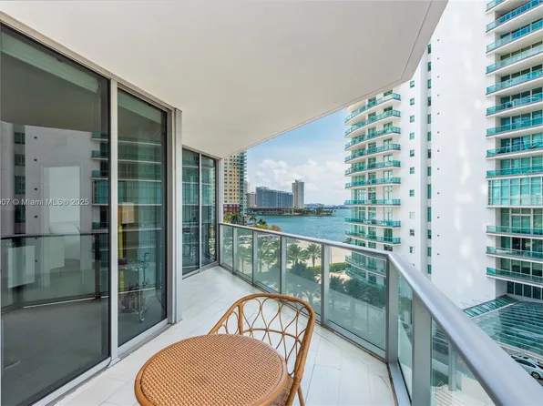 1300 Brickell Bay Dr APT 708, Miami, FL 33131