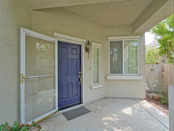 3rd image of 9006 Fallsmont Dr