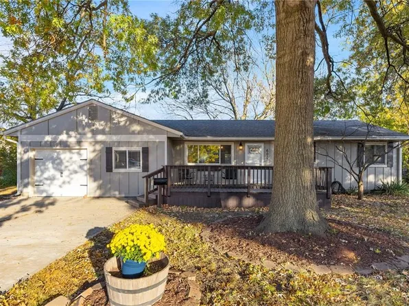 600 S Lee Ave, Olathe, KS 66061