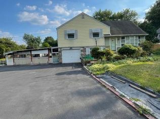 201 Crestview Rd, Hatboro, PA 19040