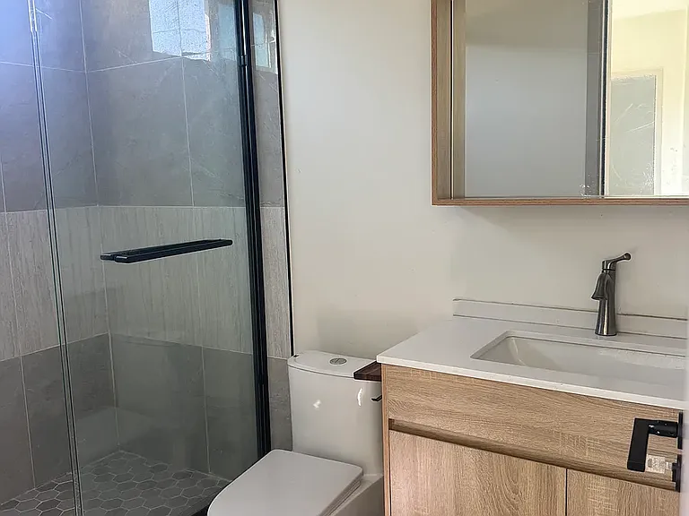 5939 Primrose Ave #A — Photo 6