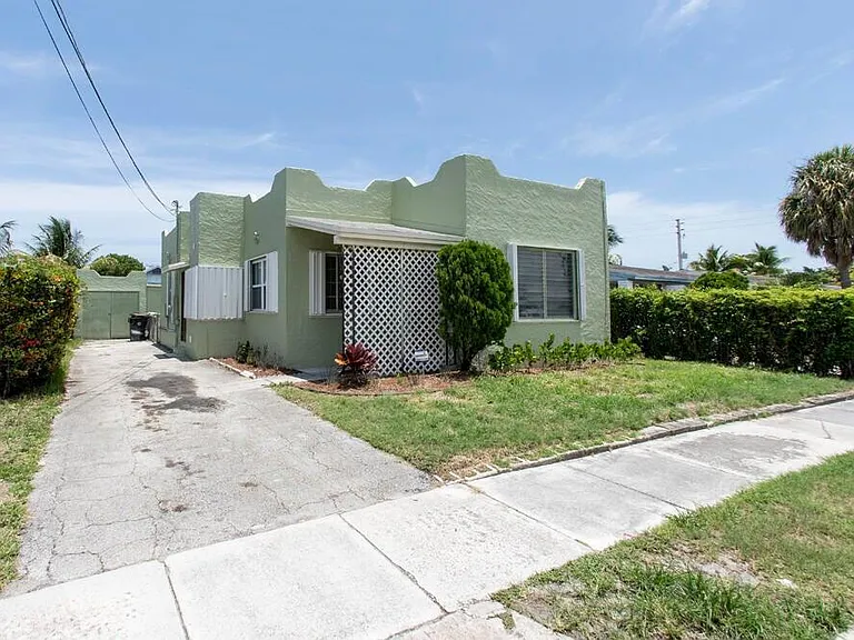 4116 Virginia Ter — Photo 25