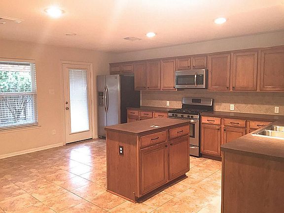 5th image of 174 Fairwind Trail Dr