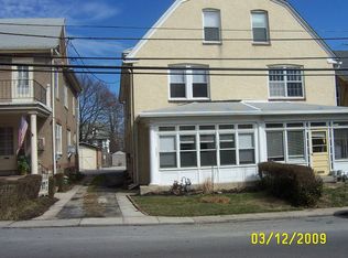 727 Moore Ave, Bryn Mawr, PA 19010