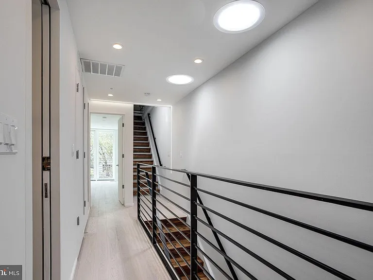 467 Duvall Ct SE — Photo 18