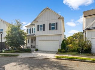 879 Samples Ln NW, Atlanta, GA 30318