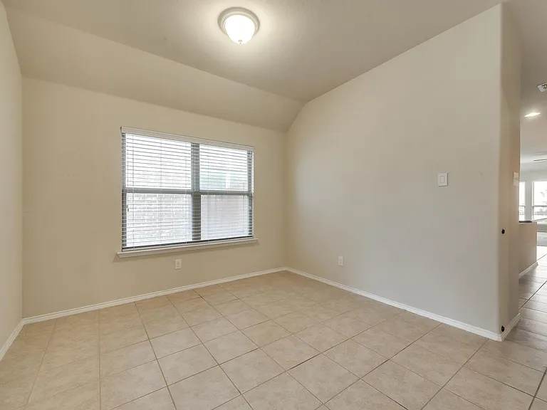 4721 Lazy Oaks St — Photo 12