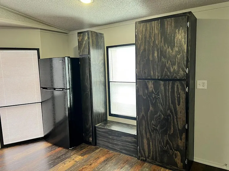 1219 W Choctaw St #25 — Photo 4