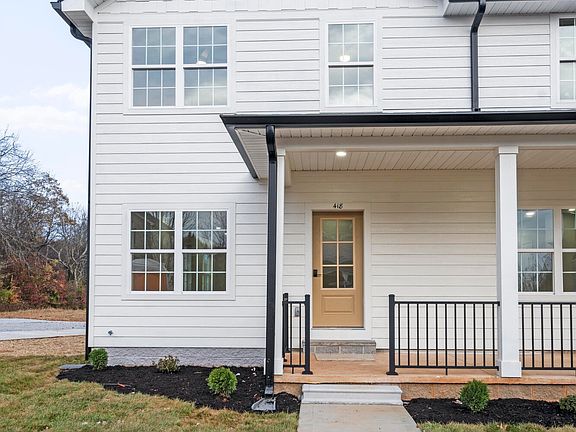 2nd image of 418 Ashbury Cir