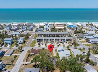 1905 1st St, Indian Rocks Beach, FL 33785