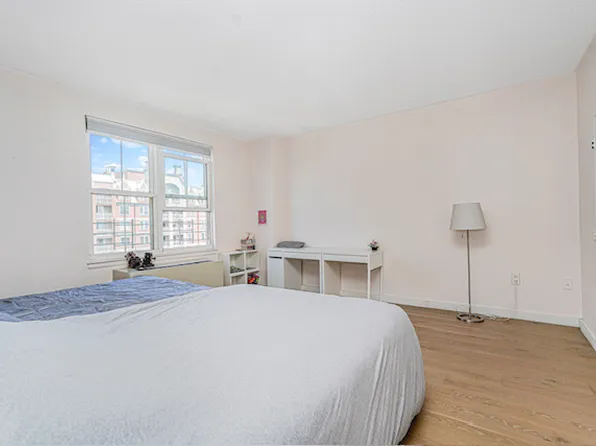 60 Oceana Drive West image 21 of 23