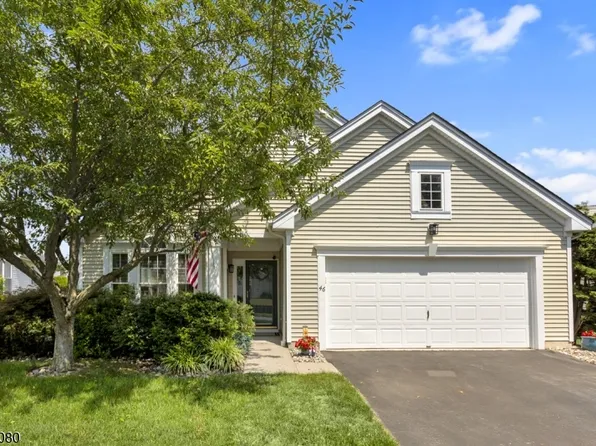 46 Kensington Cir, White Twp., NJ 07823