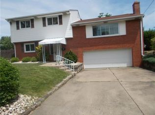 112 Wincanton Dr, New Kensington, PA 15068