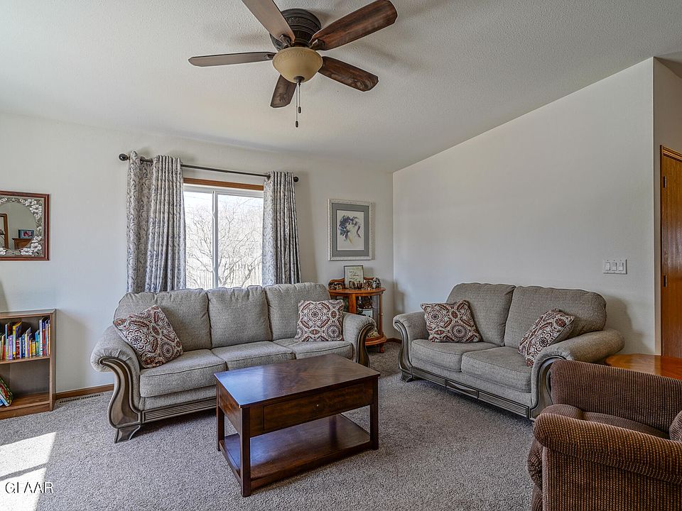 402 6th St, Manvel, ND 58256 Zillow