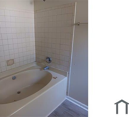5th image of 3049 Cross Creek Dr