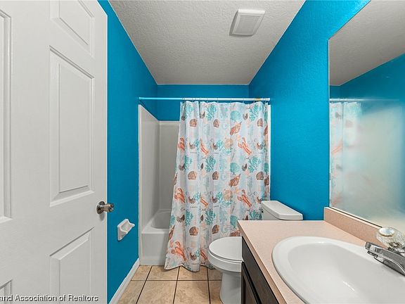 5th image of 1531 Killarney Dr