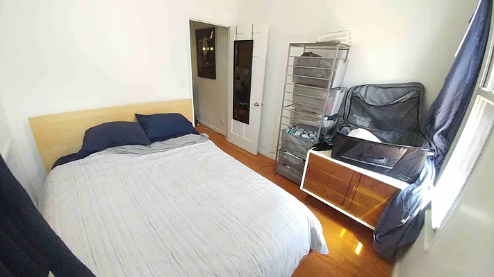 Rented by Downtown Mgt & Realty LLC | media 5